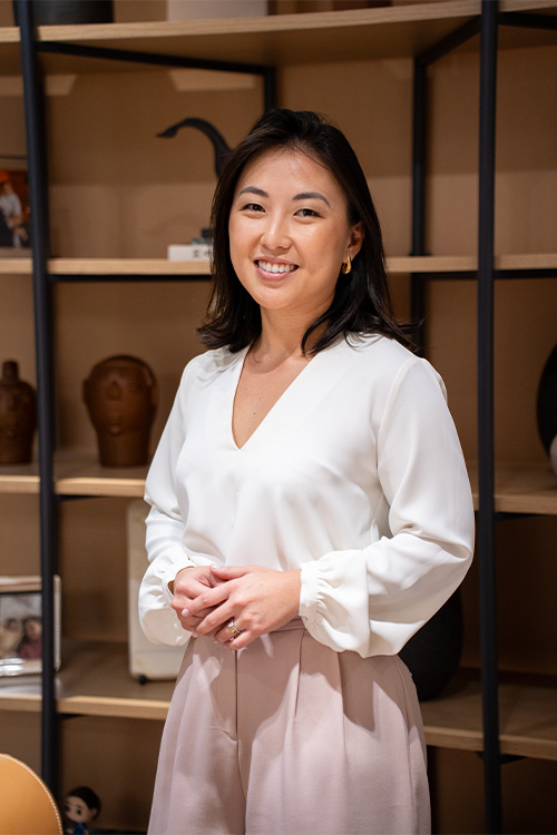 Dra. Cíntia Sayuri Suguiy
